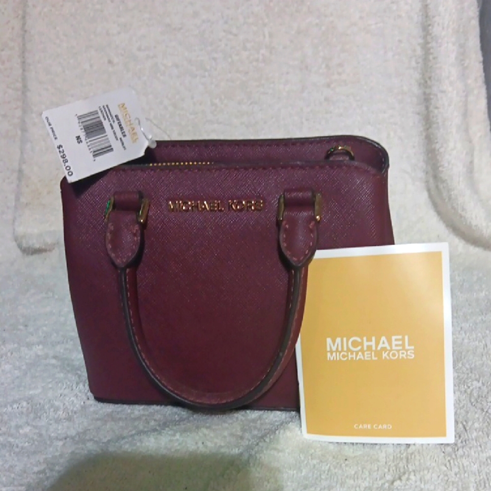 Michael Kors Wine Mini Bag